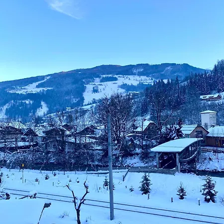 Joloisia Mit Blick Auf Planai Semesterbostad *