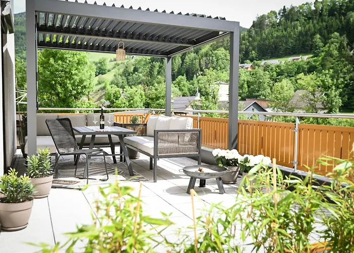 Holiday home Joloisia Mit Blick Auf Planai Schladming